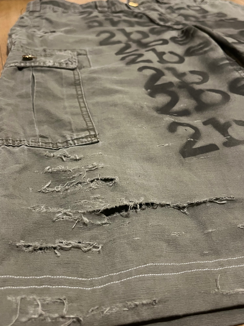 Distressed Army Cargo Shorts UC